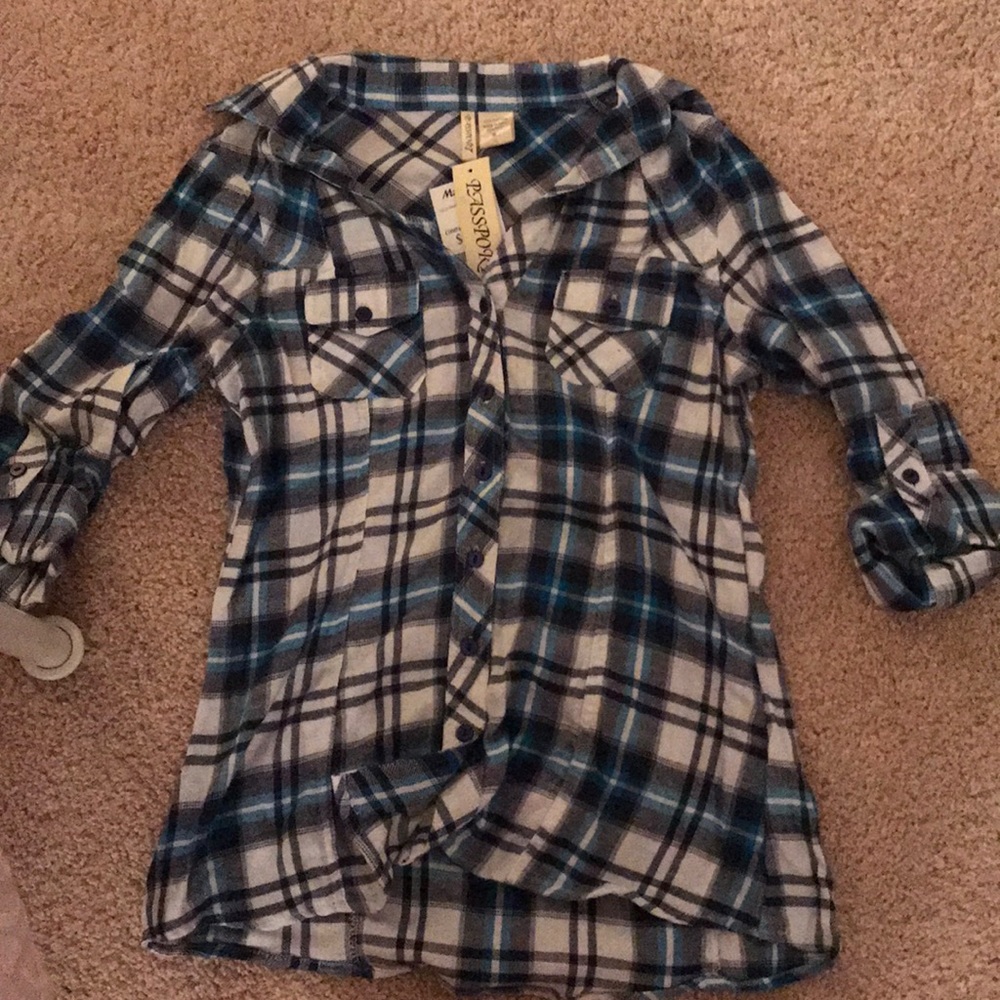 Soft plaid button up!
